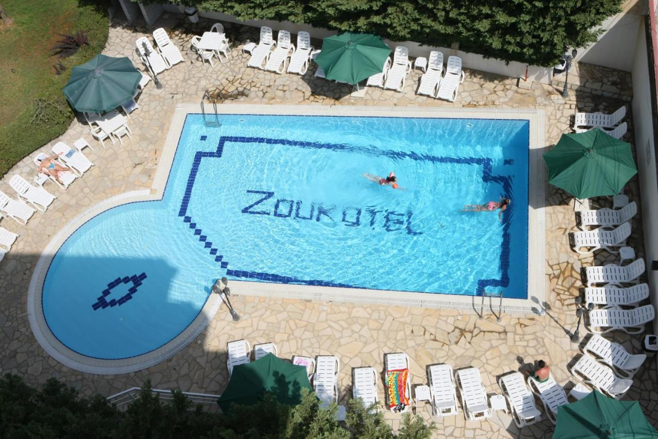 Zoukotel Hotel Jounieh Esterno foto
